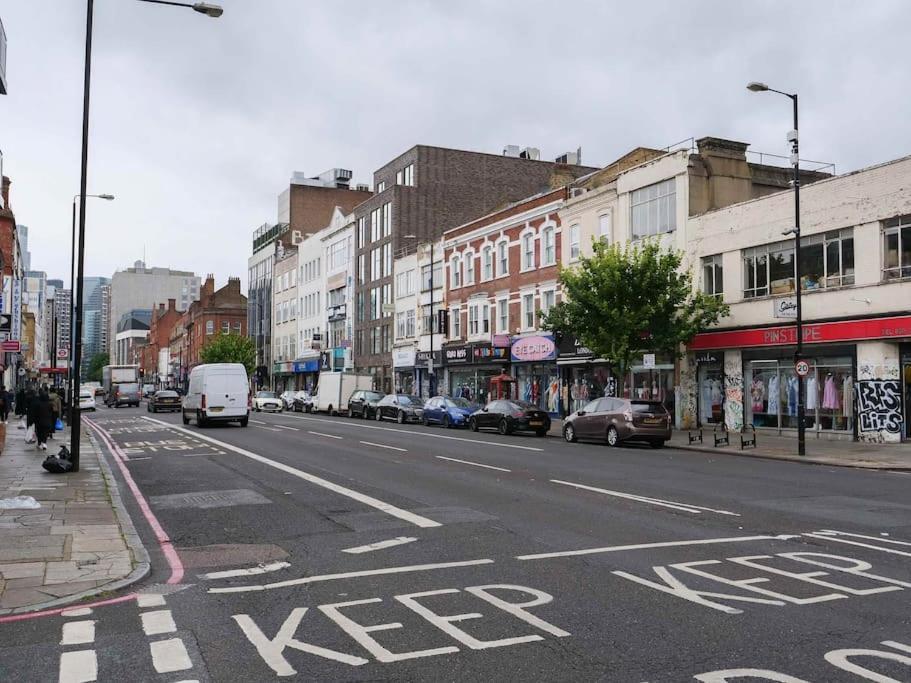 Modern One Bedroom Flat In The Heart Of * Londen
